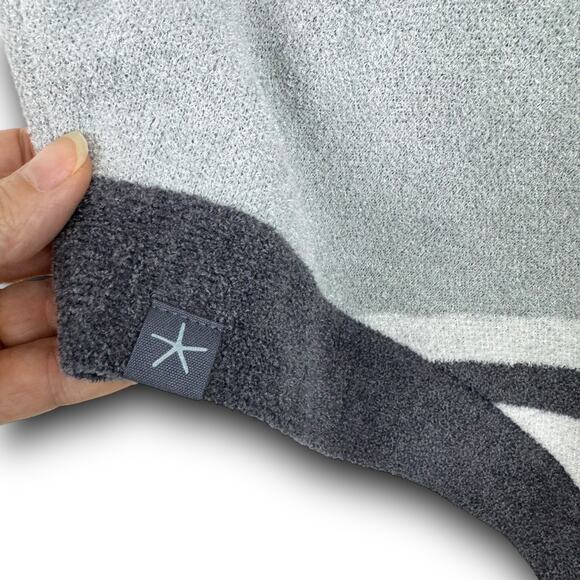 NEW Barefoot Dreams CozyChic Ultra Lite Gray Stripe Ocean Breeze Poncho One Size - Picture 5 of 9